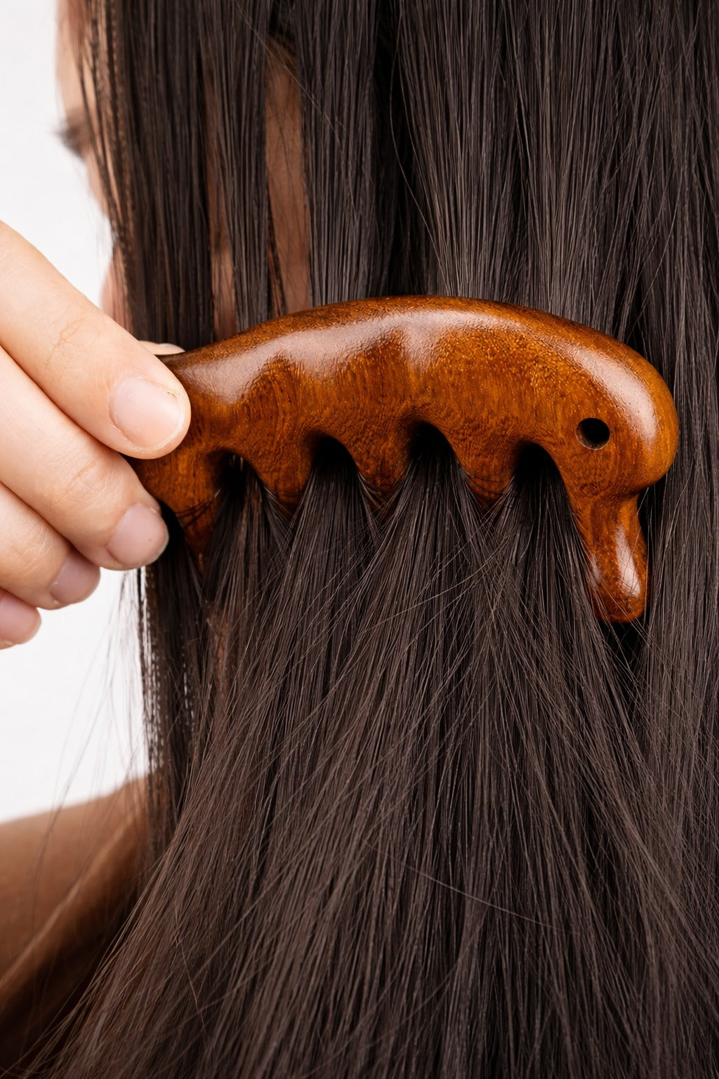 
Sandal Ağacı Skalp Masaj Tarağı Ahşap Gua Sha Kafa Derisi Meridyen Akupresür Masaj Tarağı AT-139